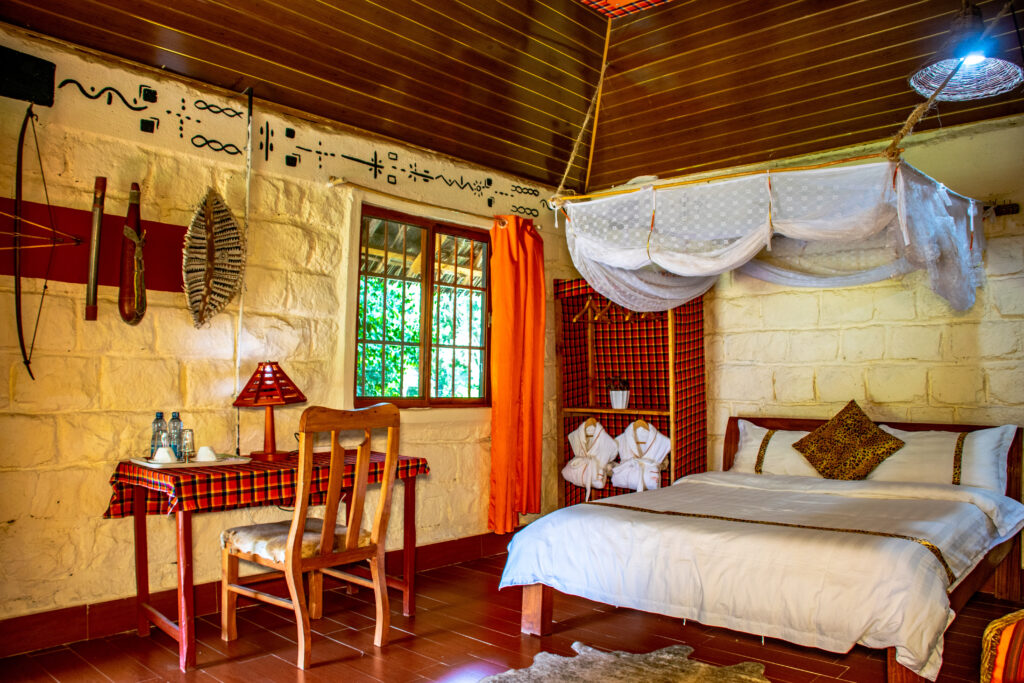 Mara Chui Camp contacts